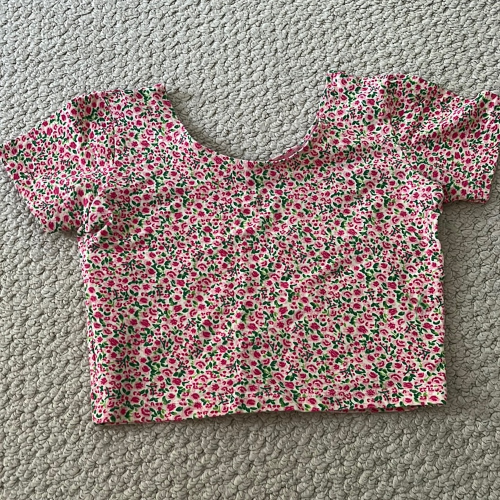 AMERICAN APPAREL CROP TOP SIZE M